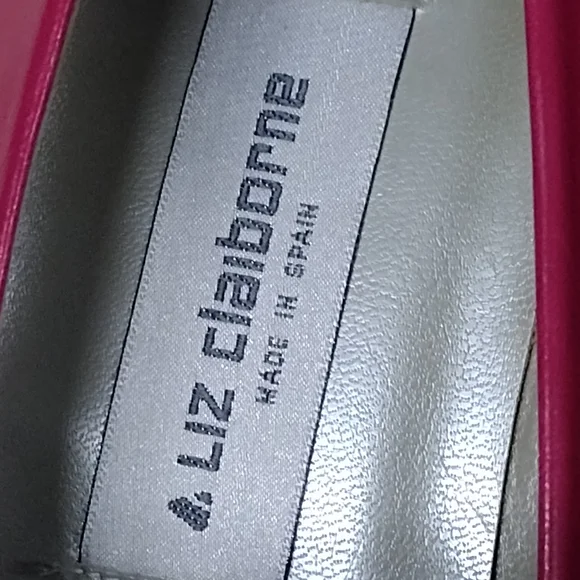 Liz Claiborne Women's Pink Leather Shoes - Picture 2 of 10